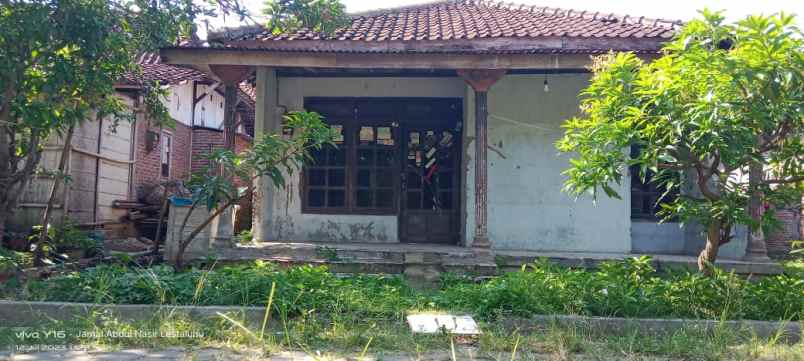 dijual rumah lokasi strategis dekat jl tembus