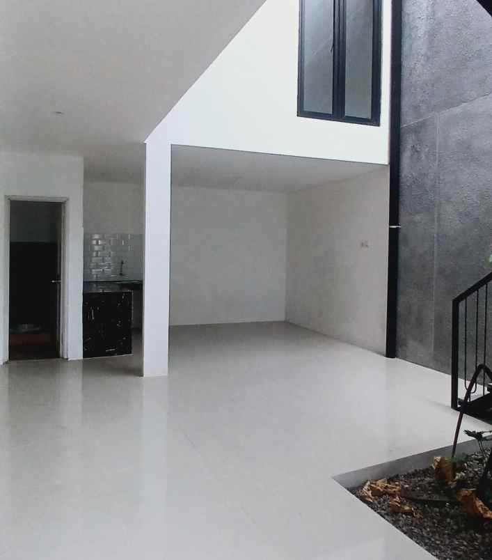 dijual rumah maguwoharjo