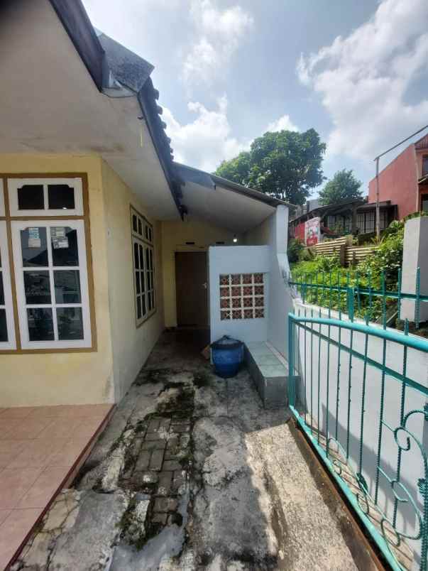 dijual rumah mangliawan wendit malang