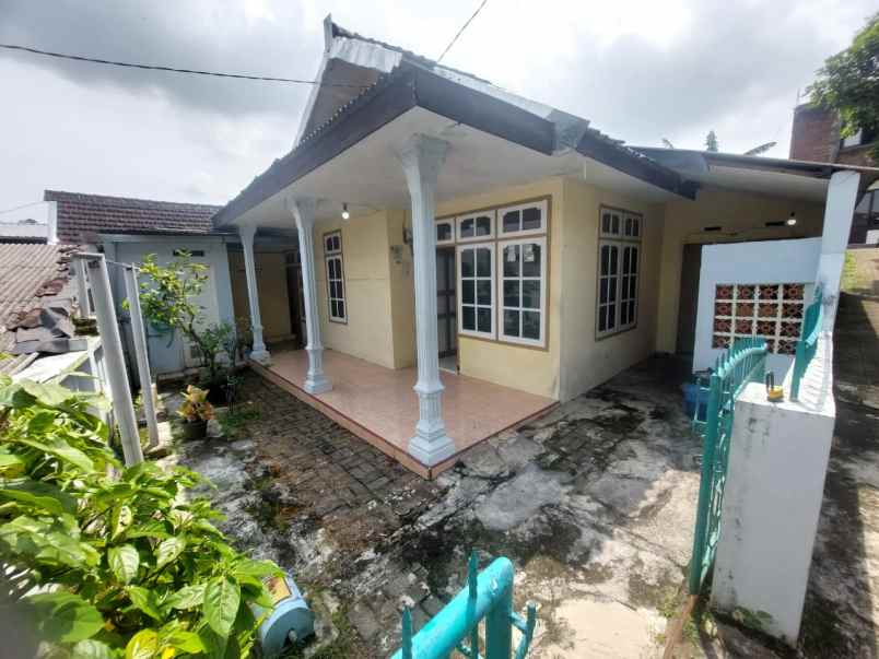 dijual rumah mangliawan wendit malang