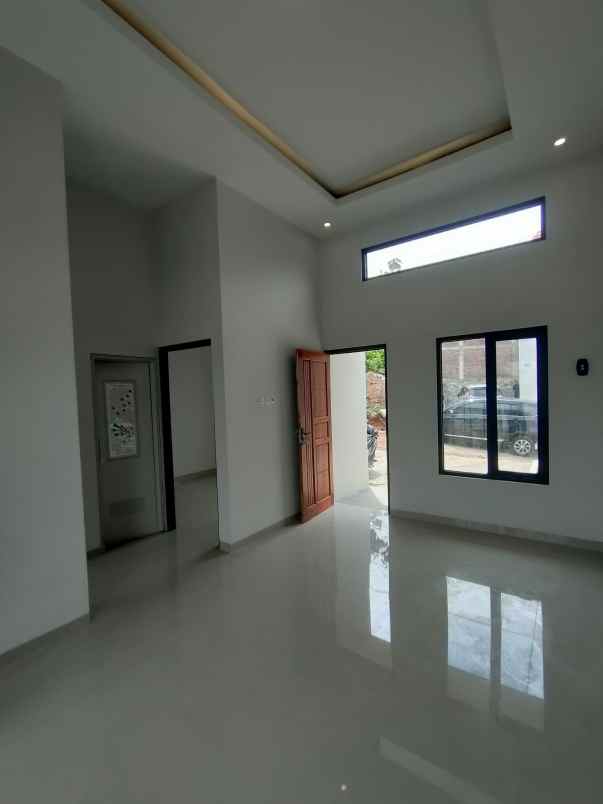 dijual rumah mangunharjo