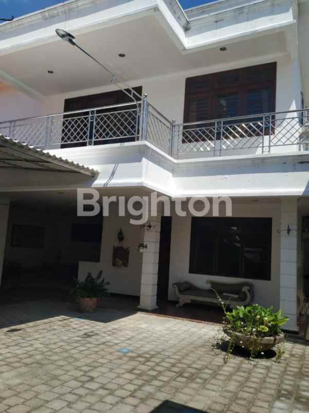 dijual rumah manyar jaya