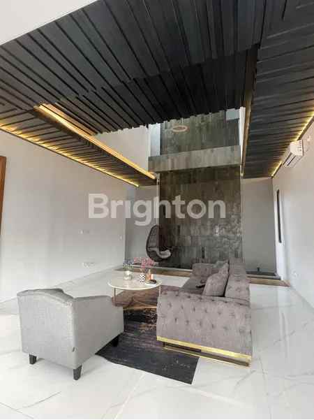 dijual rumah manyar kertoadi