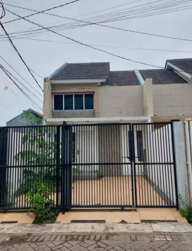 dijual rumah medayu