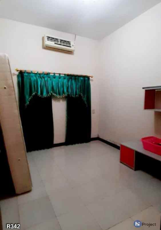 dijual rumah meninting batu layar