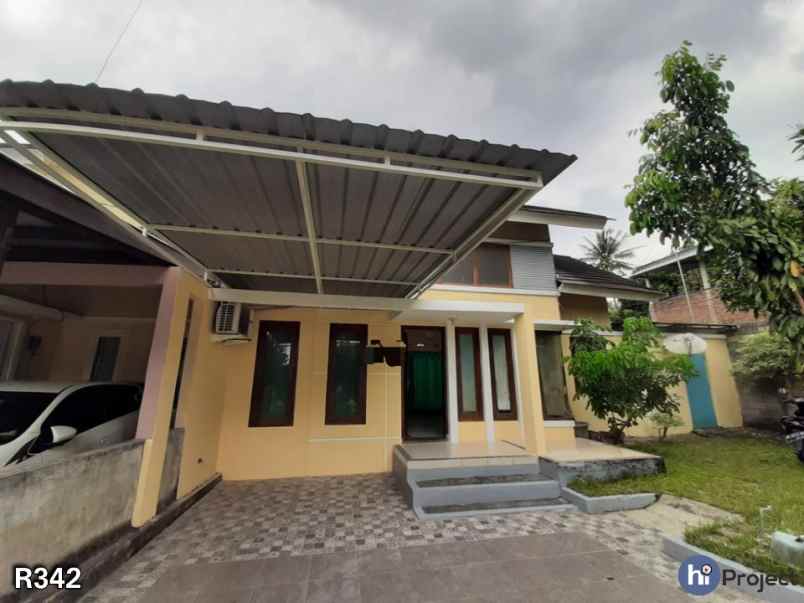 dijual rumah meninting batu layar