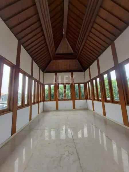 dijual rumah mewah b u di pasar minggu