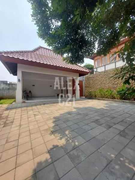 dijual rumah mewah b u di pasar minggu