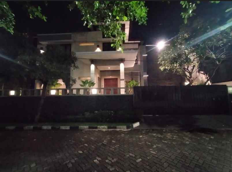 dijual rumah mewah cantik di kedoya