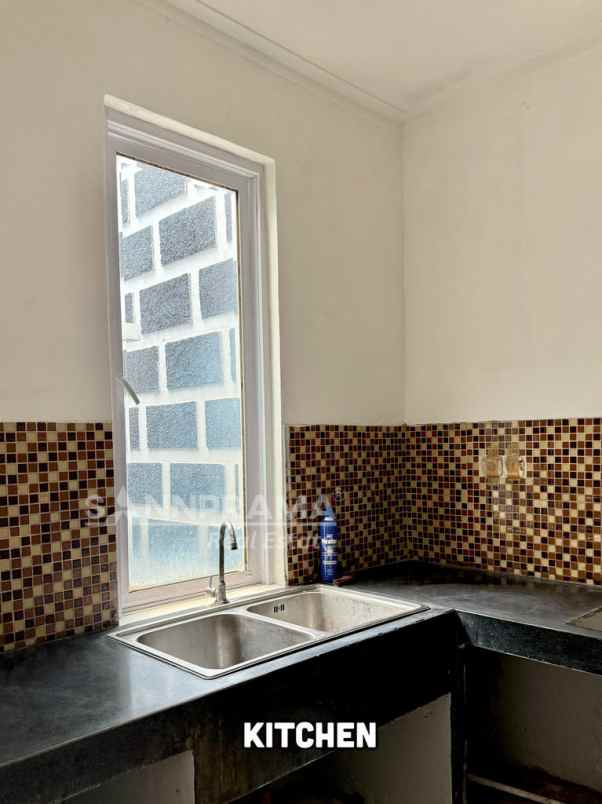 dijual rumah mewah dgn rooftop dijln margonda