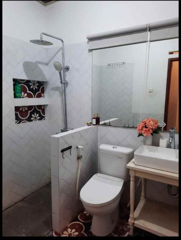 dijual rumah mewah second di antapani kota bandung