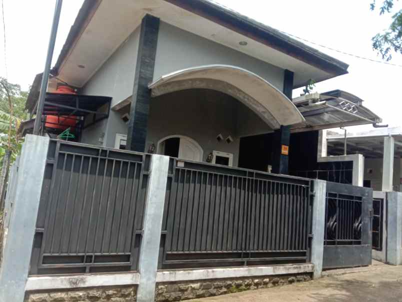 dijual rumah mijen