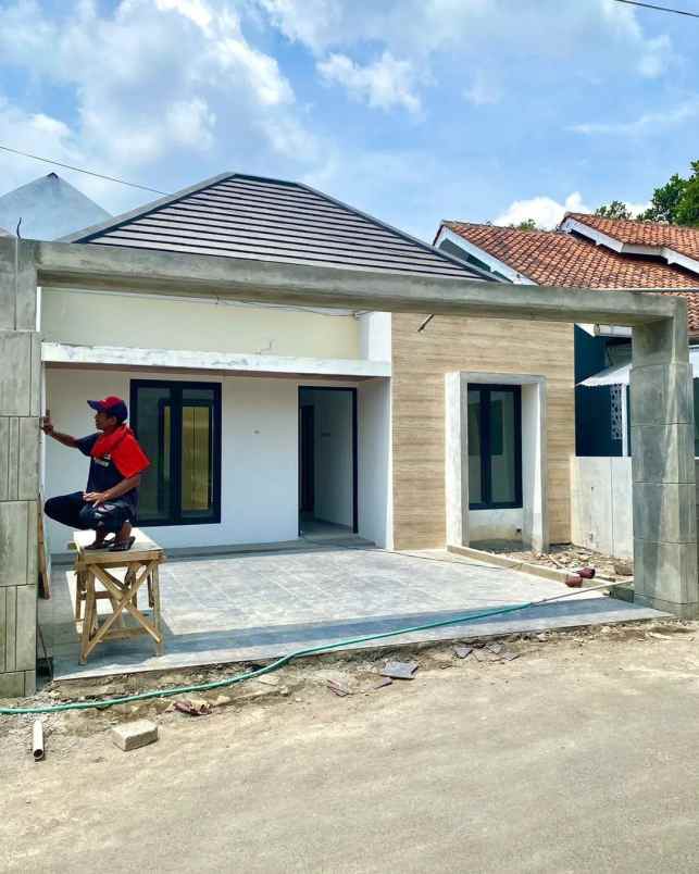 dijual rumah mindi sukoharjo kec