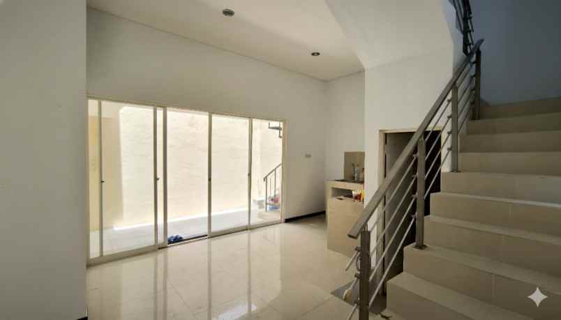 dijual rumah minimalis siap huni regency one wonorejo