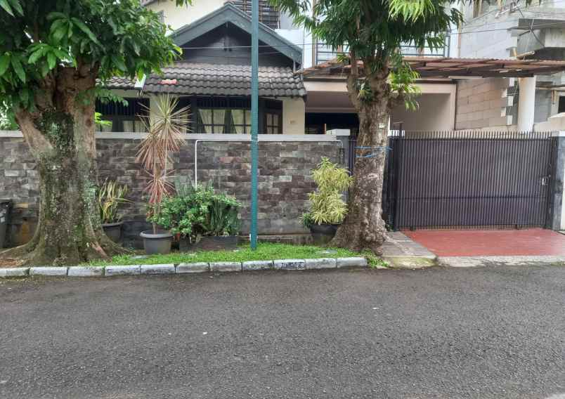 dijual rumah murah di bintaro sektor 3