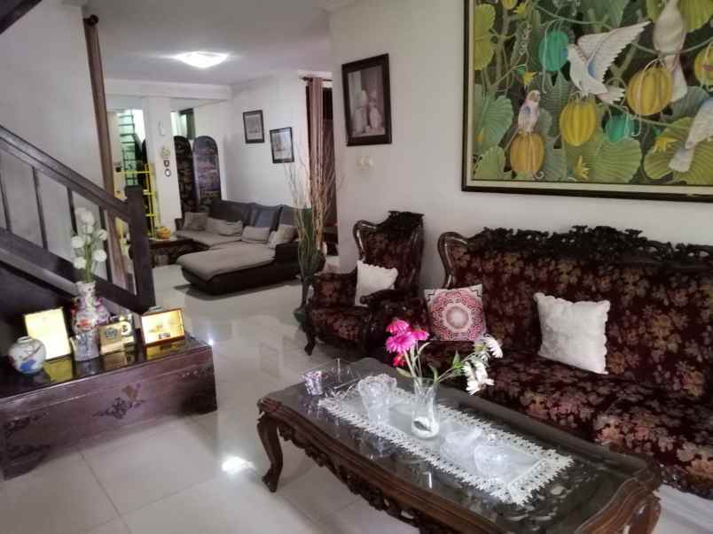 dijual rumah murah di bintaro sektor 3