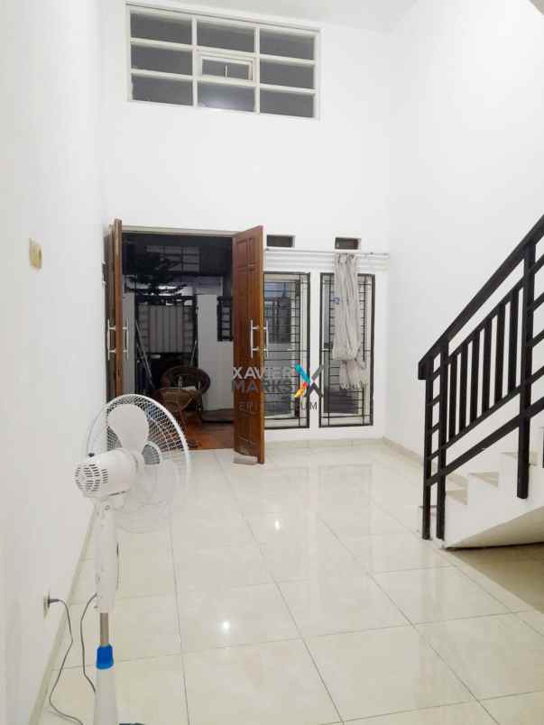 dijual rumah murah di rungkut butuh cepat laku