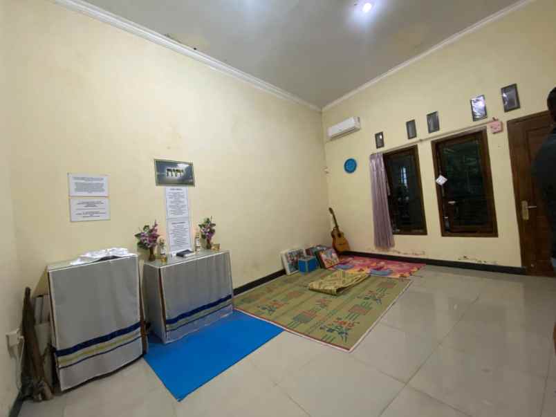 dijual rumah nogotirto
