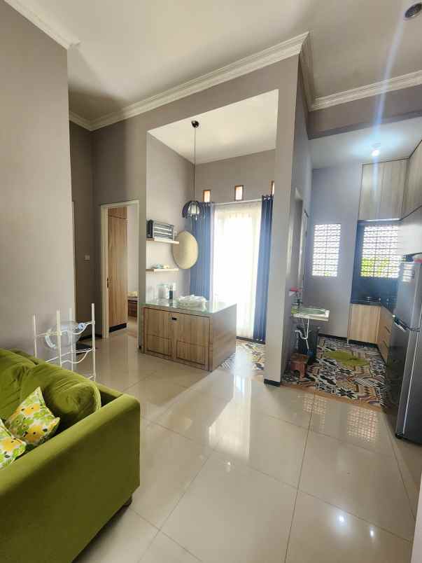 dijual rumah noor residence