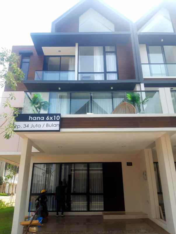 dijual rumah osaka residence pik2