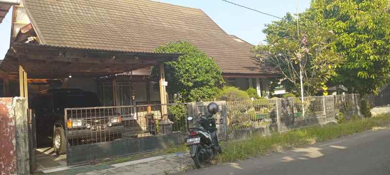 dijual rumah padang harapan gading