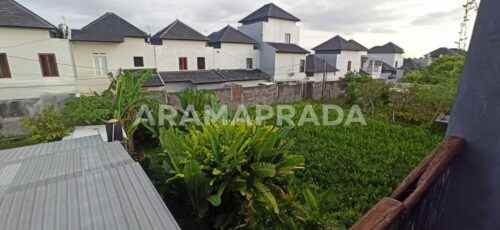 dijual rumah padanggalak