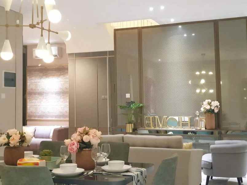 dijual rumah pakuwon city mossel bay