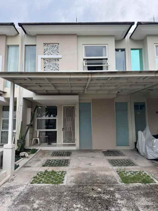dijual rumah pakuwon city suvadiva