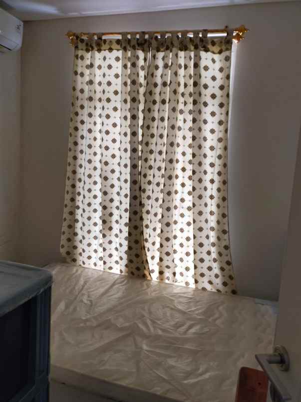 dijual rumah pakuwon city suvadiva