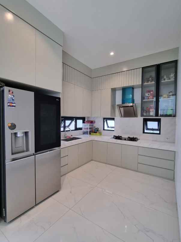 dijual rumah pangkalan asem cempaka