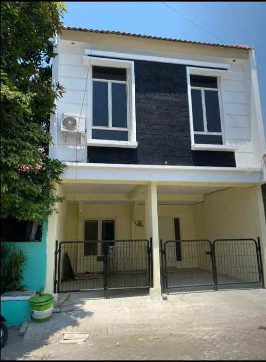 dijual rumah pantai mentari