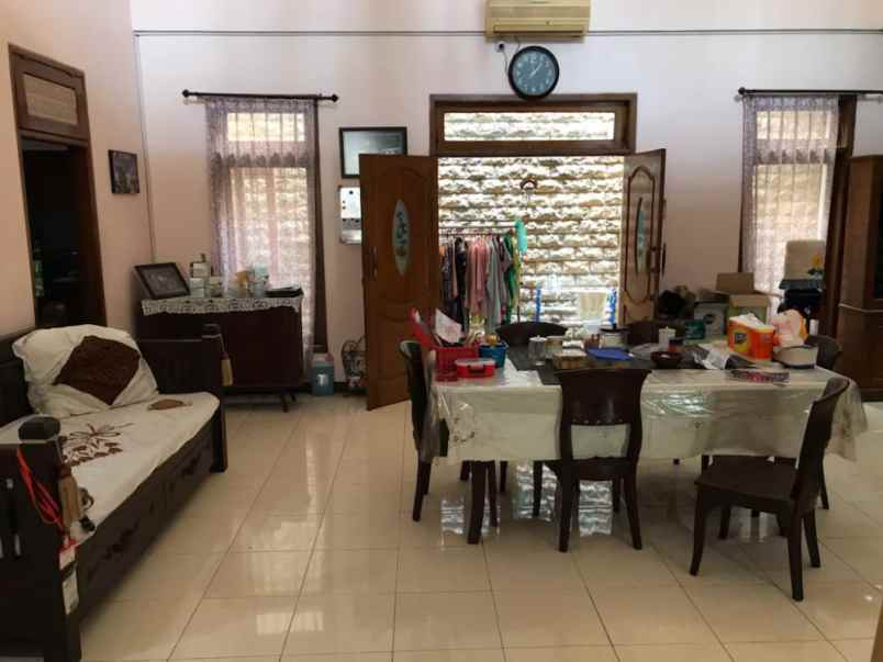 dijual rumah pantai mentari