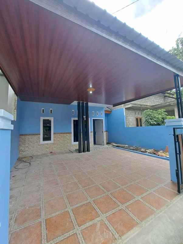 dijual rumah pasar cebongan