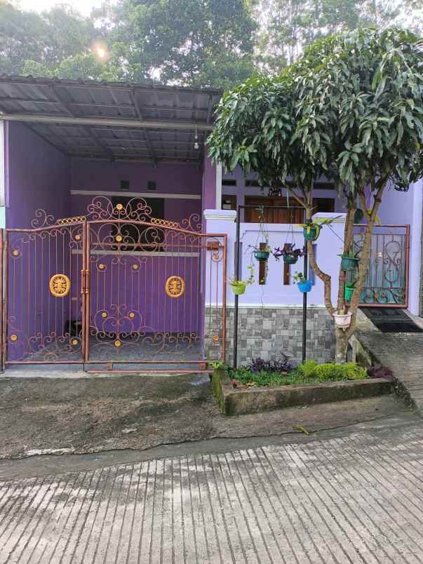 dijual rumah pasir gede