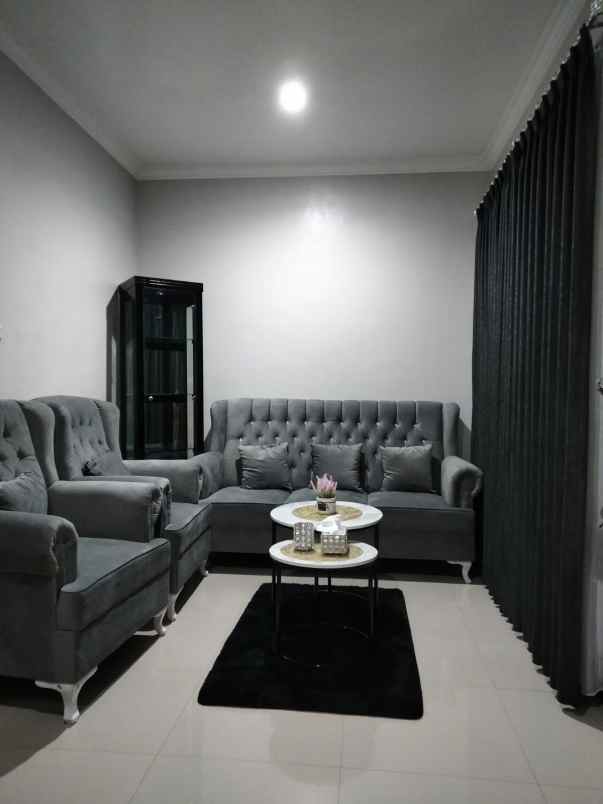 dijual rumah pedurenan