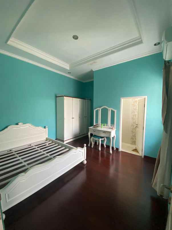 dijual rumah pejaten barat