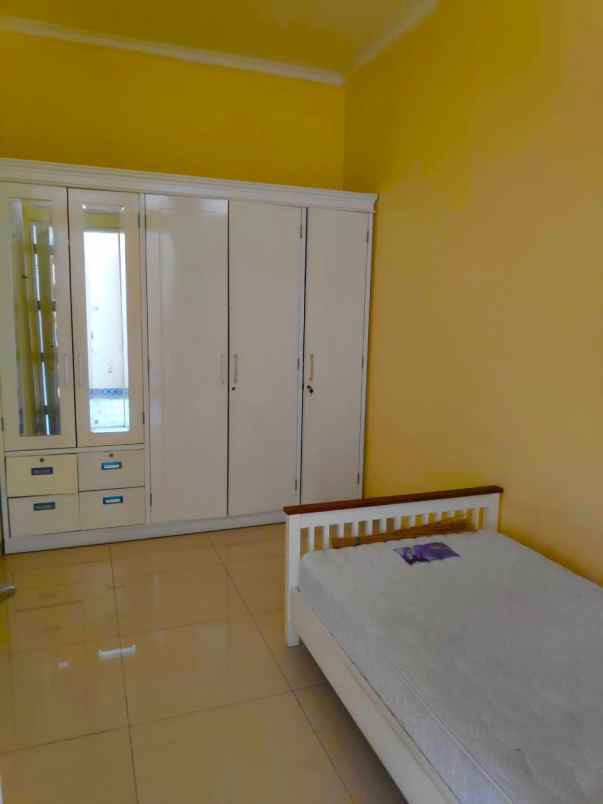 dijual rumah pejaten barat