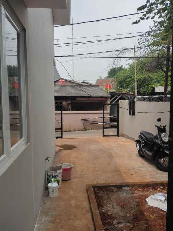 dijual rumah pekayon