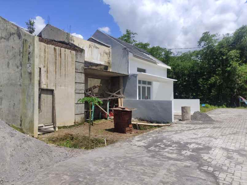 dijual rumah perimidan bondowoso kec