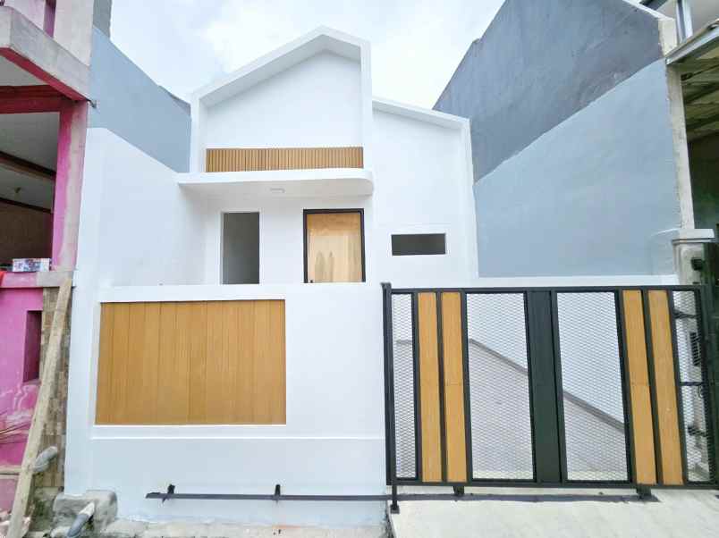 dijual rumah permata hijau permai kota