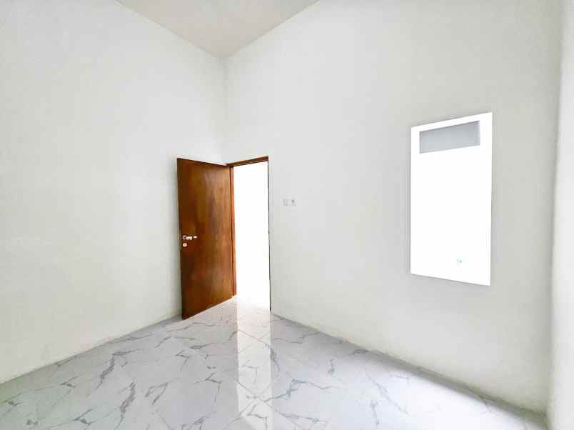 dijual rumah permata hijau permai kota