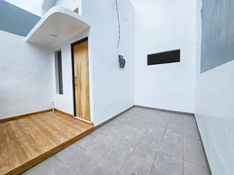 dijual rumah permata hijau permai kota