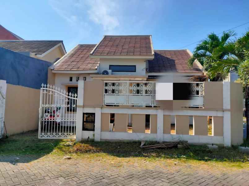 dijual rumah perum park regency