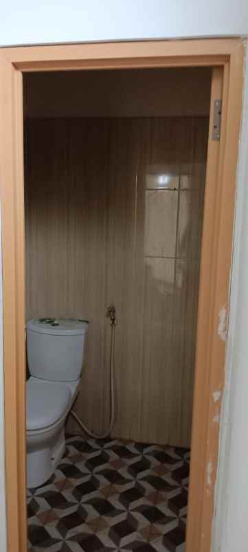 dijual rumah perum rivera hills