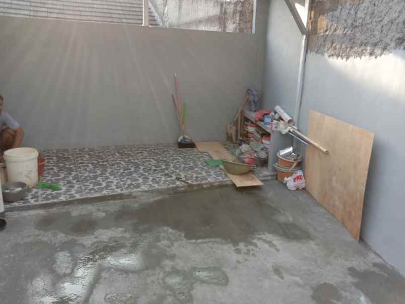 dijual rumah perum rivera hills