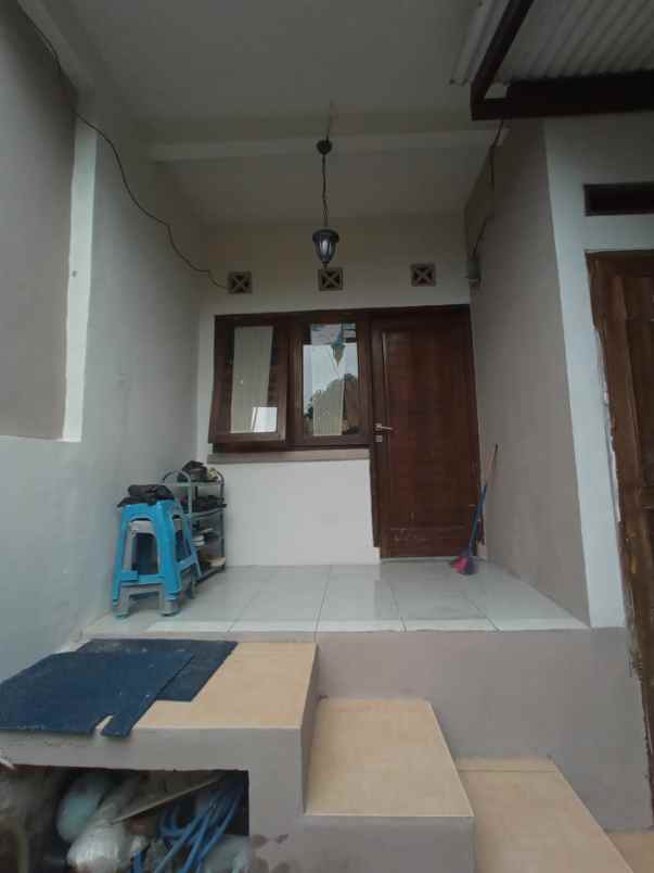 dijual rumah perumahan cibiru asri