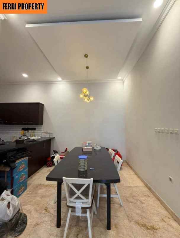 dijual rumah perumahan cibubur country