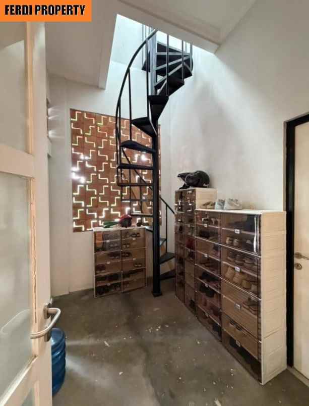 dijual rumah perumahan cibubur country