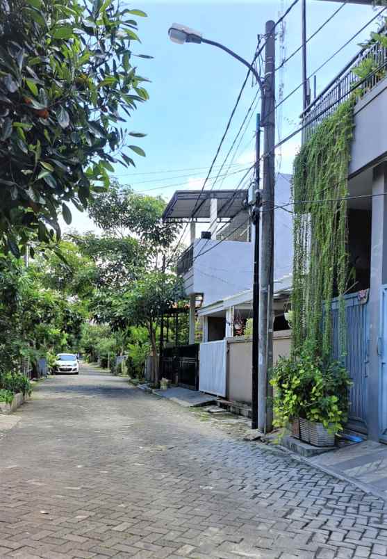 dijual rumah perumahan griya bintara