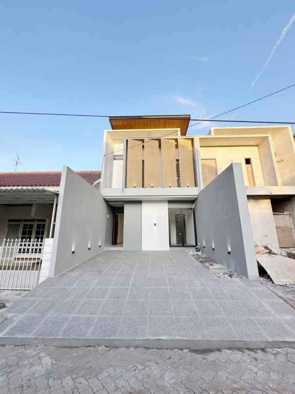 dijual rumah perumahan panjang jiwo